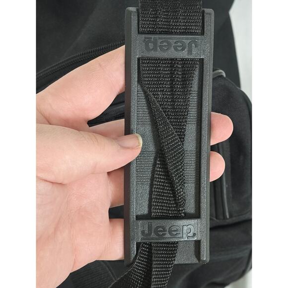 JEEP Authentic Duffle Bag Sport Gear Travel Black - Picture 11 of 13